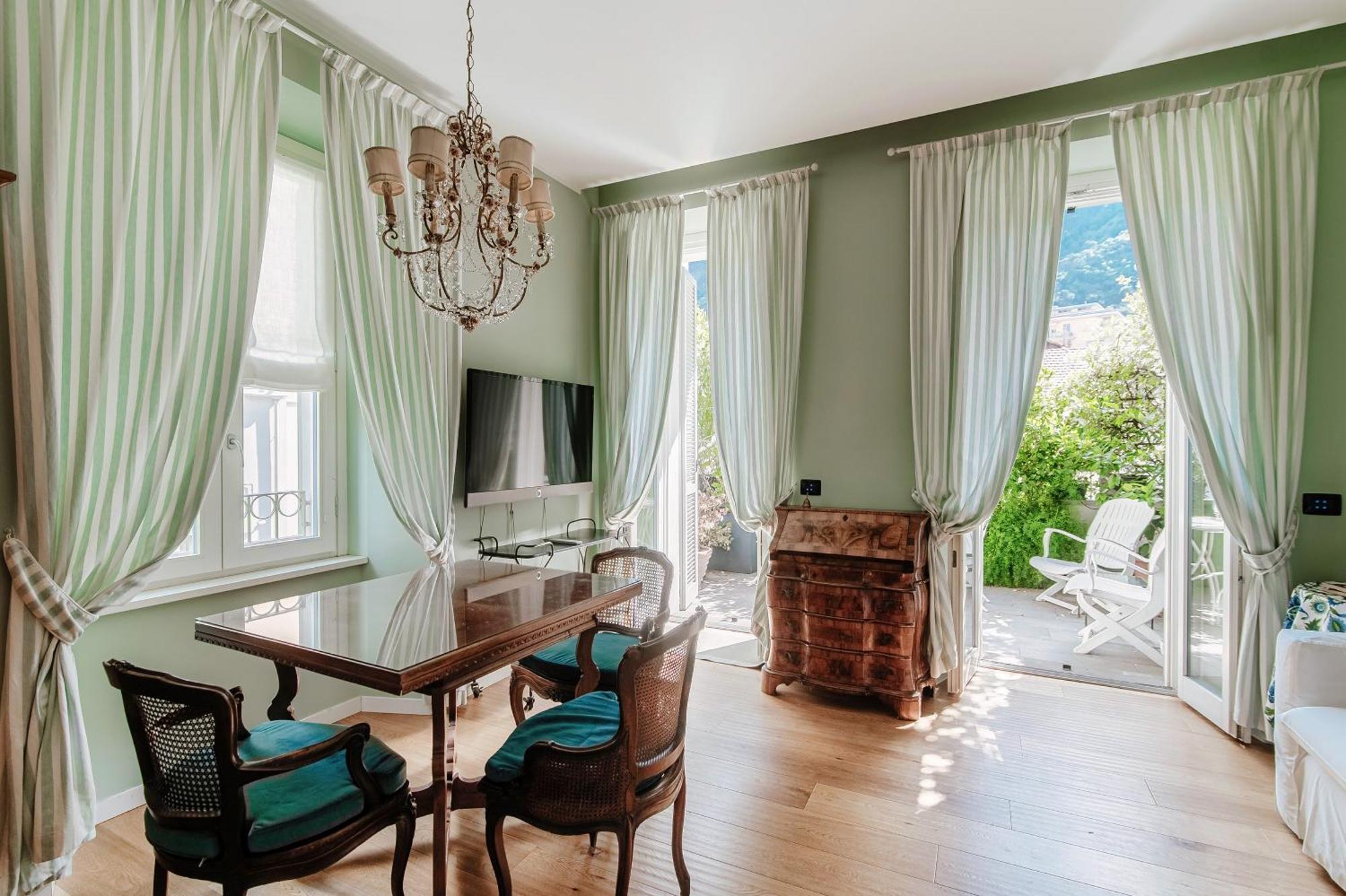 Green Home 65 - The House Of Travelers Côme Esterno foto