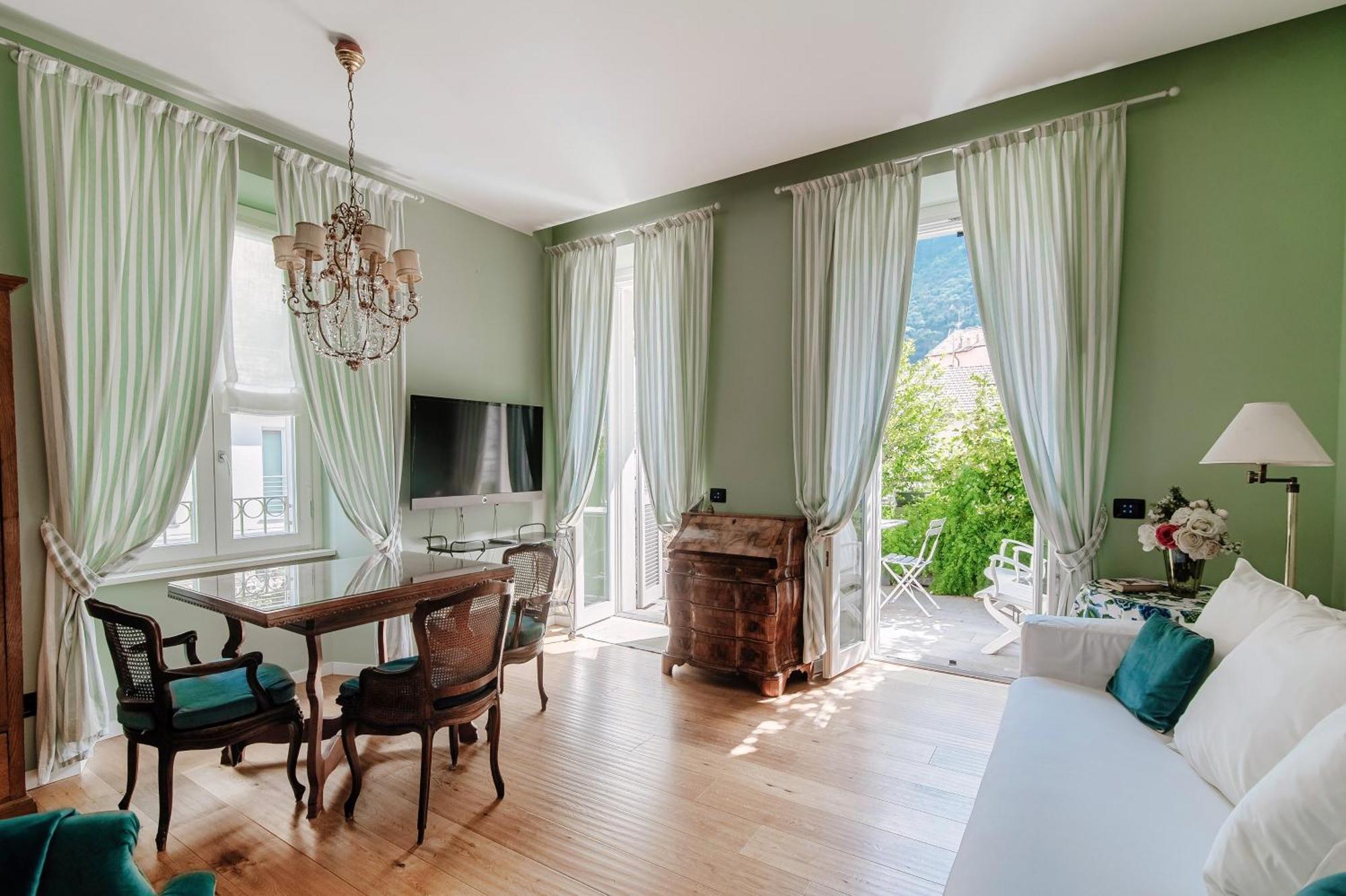 Green Home 65 - The House Of Travelers Côme Esterno foto