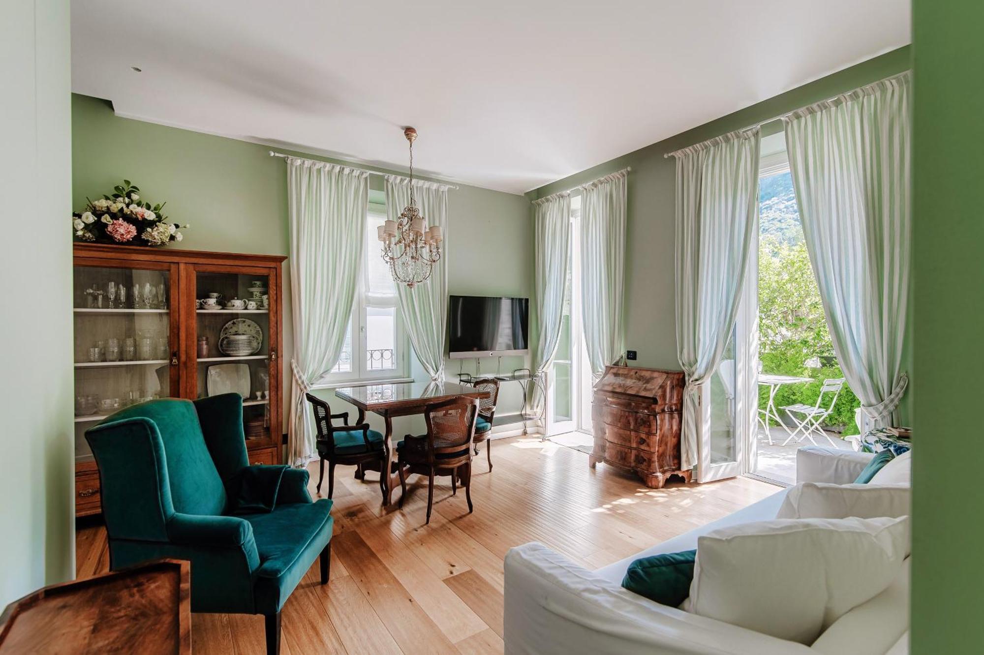 Green Home 65 - The House Of Travelers Côme Esterno foto