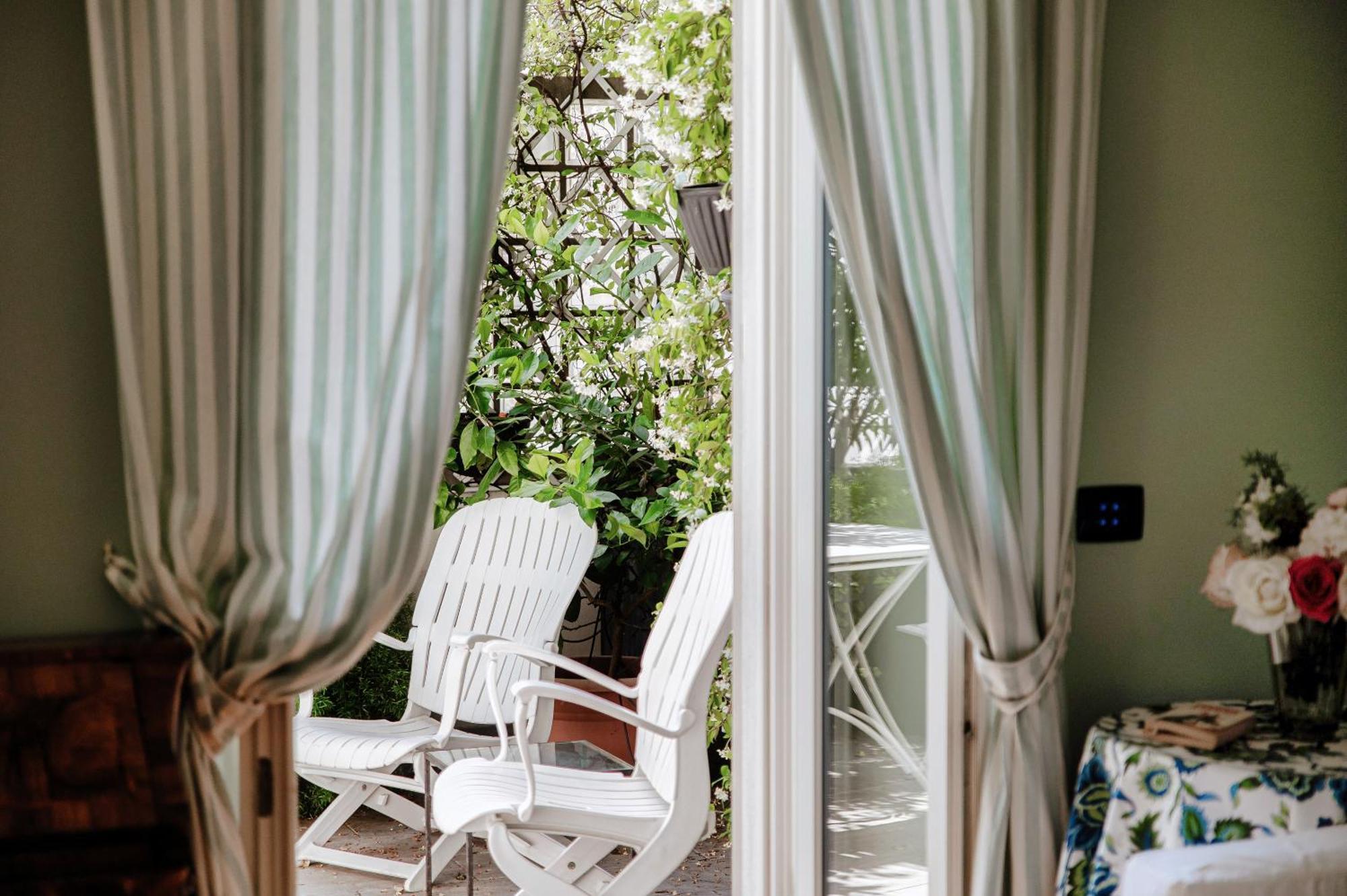 Green Home 65 - The House Of Travelers Côme Esterno foto